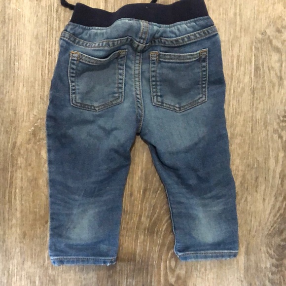 Gap jeans 6-12 months - Picture 2 of 2